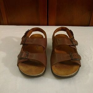 SAS Brown Leather Sandals w Comfort Footbed 7.5M